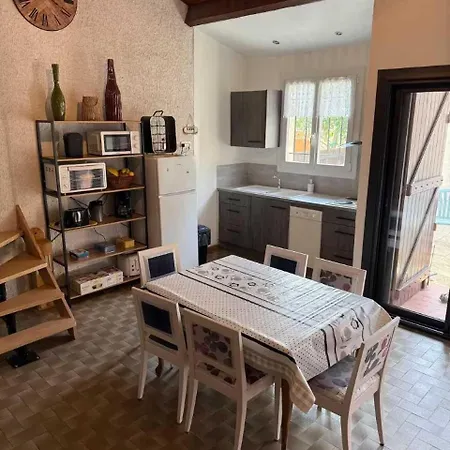 Le Petit Largue Holiday home